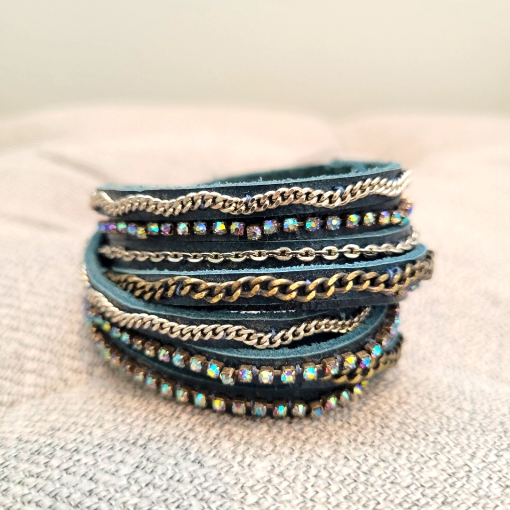 😁Forest Green Leather Embellished Wrap Bracelet